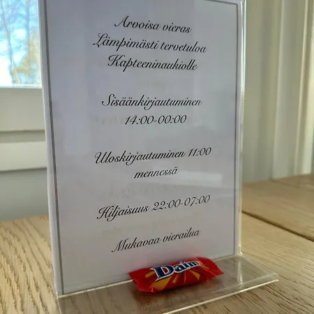 Captain's Square Apartment *