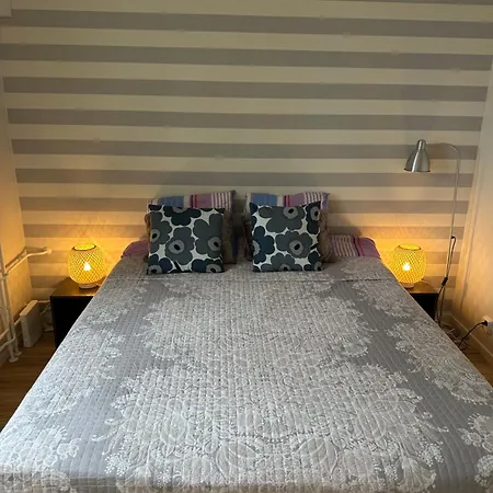 Captain's Square Apartman *